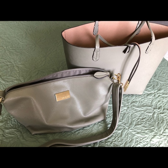 Remi and Reid Handbags - Remi & Reid Light Grey Departure Tote